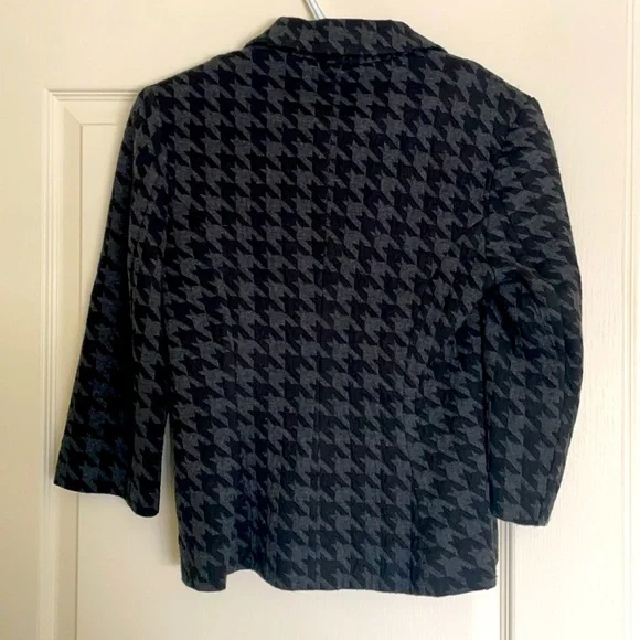 Jacket - Picture 2 of 2